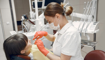 Pain-Free Tooth Extractions: Modern Techniques for a Smooth Experience